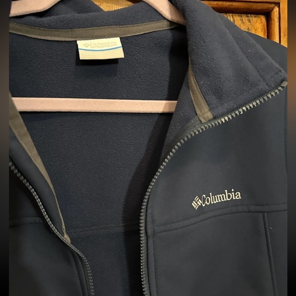 Columbia Blue Lightweight Jacket Size Small Preloved - Picture 5 of 7